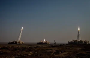 الحرس الثوري الإيراني يطلق الموجة 86 من عملية “الوعد الصادق 4” ضد أهداف أميركية وإسرائيلية